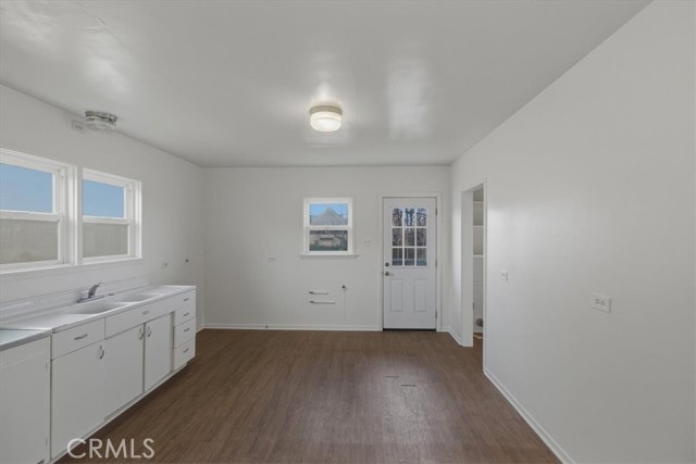 Detail Gallery Image 8 of 40 For 3383 Highland, Highland,  CA 92346 - 3 Beds | 1/1 Baths