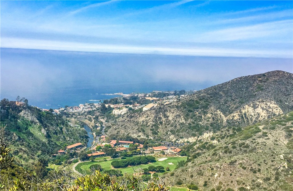 41219c74 B30a 4766 Bd4a D3a289f96982