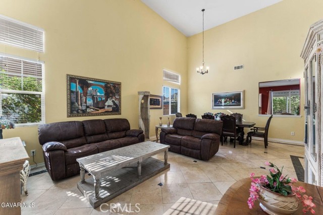 Detail Gallery Image 3 of 40 For 4103 W Avenue J3, Lancaster,  CA 93536 - 5 Beds | 3 Baths