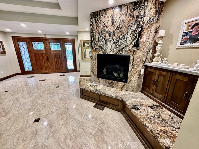 Detail Gallery Image 12 of 59 For 5871 Country View Dr, Yorba Linda,  CA 92886 - 4 Beds | 4 Baths