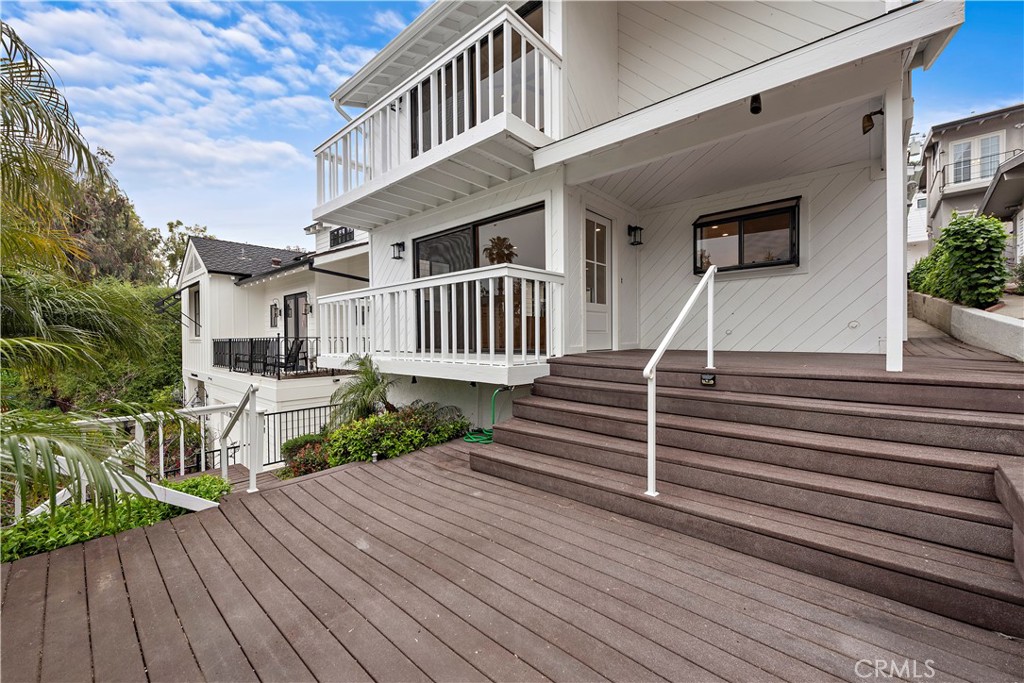 405 Heliotrope Avenue #A