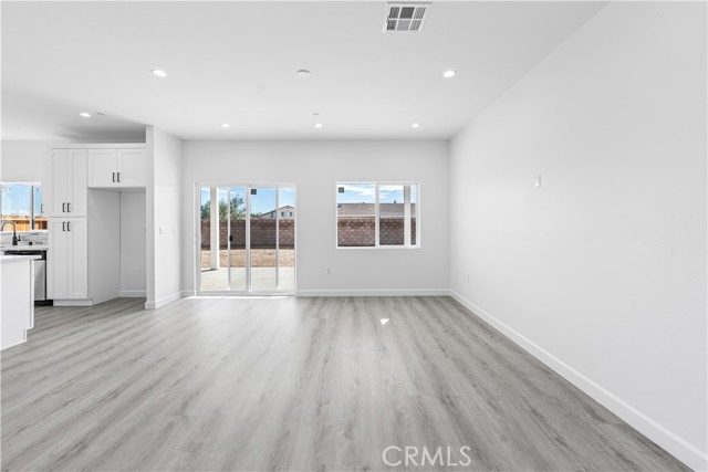 Detail Gallery Image 21 of 47 For 8624 Forest Blvd, California City,  CA 93505 - 3 Beds | 2 Baths