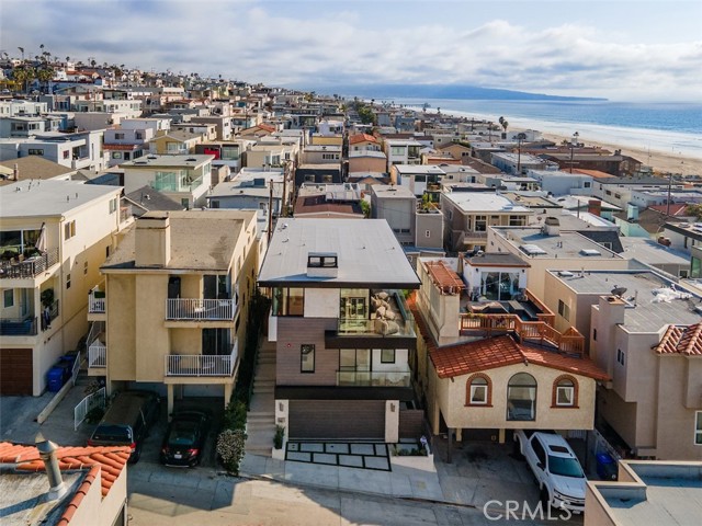 200 40th Street, Manhattan Beach, California 90266, 4 Bedrooms Bedrooms, ,4 BathroomsBathrooms,Residential,Sold,40th,SB22010624