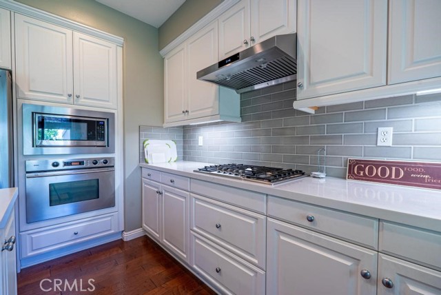 Detail Gallery Image 11 of 54 For 24141 Breton Ct, Valencia,  CA 91355 - 4 Beds | 2/1 Baths