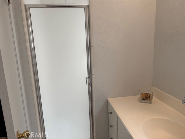 504 1/2 Marigold, Corona del Mar CA: https://media.crmls.org/medias/4124b5d8-3db8-496a-a5c4-635894136afb.jpg