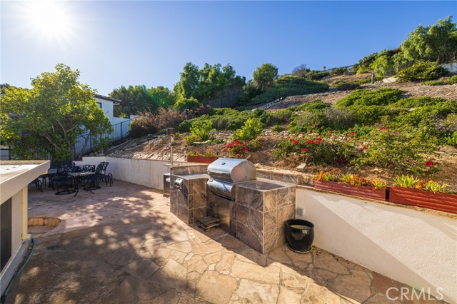 Detail Gallery Image 25 of 32 For 82 Albero Ct, Rancho Palos Verdes,  CA 90275 - 4 Beds | 3/1 Baths