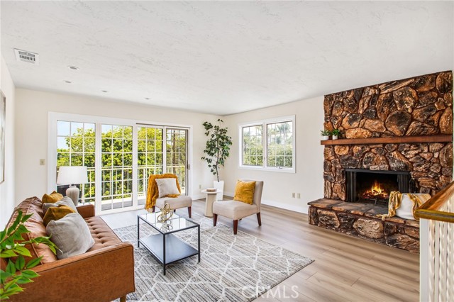 Detail Gallery Image 15 of 49 For 1238 Barbara Dr, Vista,  CA 92084 - 4 Beds | 2 Baths
