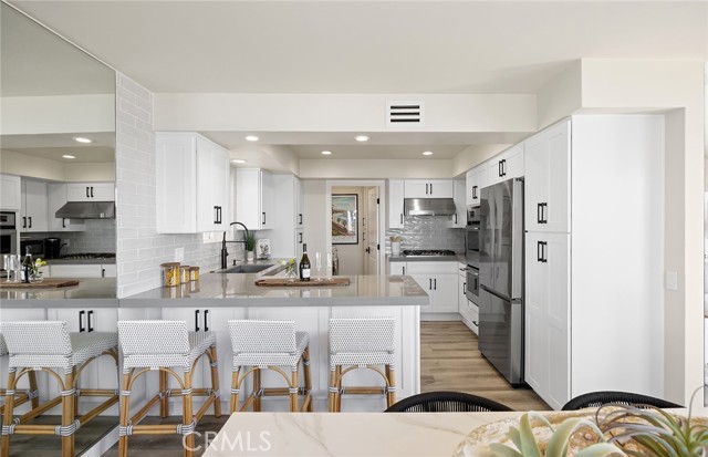 121 Boca De La Playa, San Clemente CA: https://media.crmls.org/medias/41265fae-69eb-43ef-ae54-8b242958bfb4.jpg