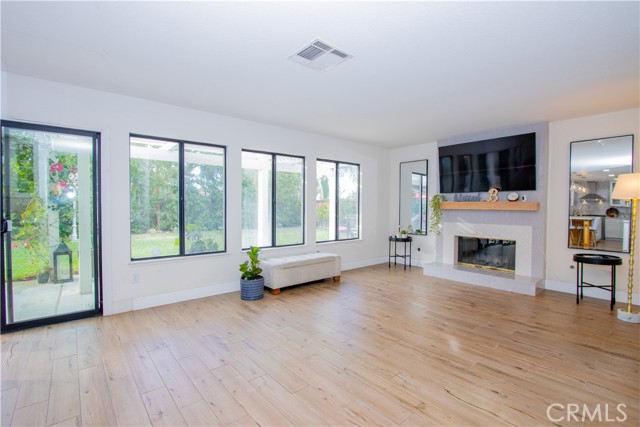 Detail Gallery Image 24 of 28 For 3682 Grovedale St, Corona,  CA 92881 - 5 Beds | 3 Baths