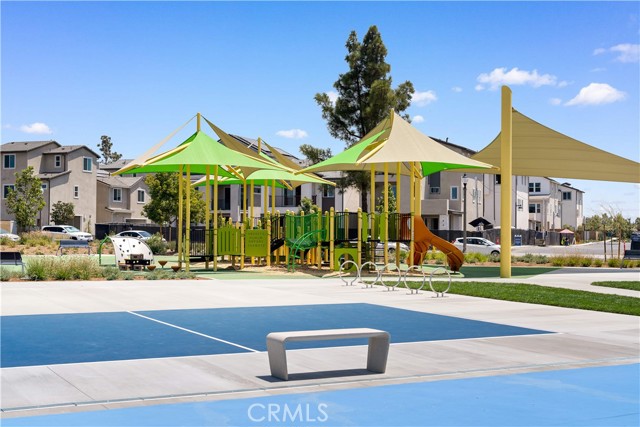 270 Sora, Irvine CA: https://media.crmls.org/medias/41283a9f-8860-4272-8aaf-7db9f44d99b3.jpg