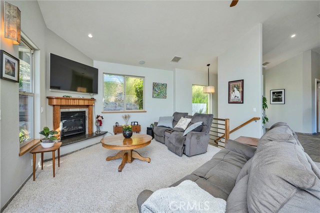 3420 Bergeson Court, Kelseyville CA: https://media.crmls.org/medias/41285691-f74e-47f3-9fef-b6c381c7dc2f.jpg