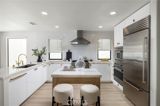 Detail Gallery Image 13 of 29 For 502 Jasmine Ave a,  Corona Del Mar,  CA 92625 - 3 Beds | 2/1 Baths