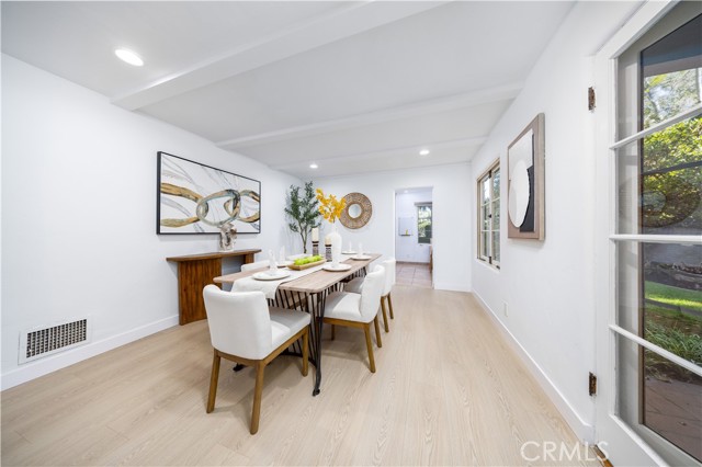2175 Roanoke Road, San Marino CA: https://media.crmls.org/medias/412948f6-bfa2-40ed-9384-8548bfdbd0ed.jpg