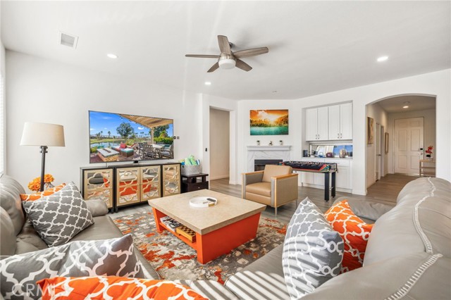 Detail Gallery Image 11 of 48 For 49526 Douglas, Indio,  CA 92201 - 4 Beds | 3/1 Baths