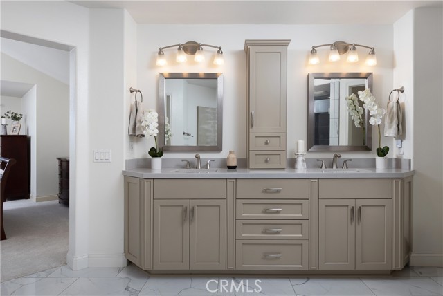 30 Calle Del Sur, Rancho Santa Margarita CA: https://media.crmls.org/medias/412a90f4-46c6-4039-811b-a89a0d894ceb.jpg