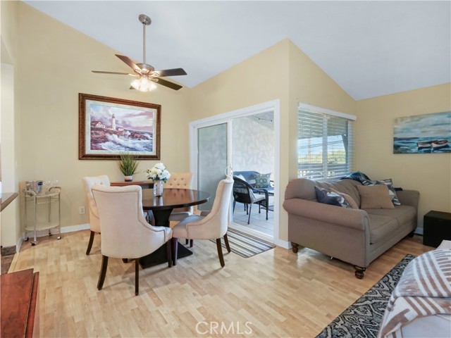 607 Prospect Avenue, Redondo Beach, California 90277, 3 Bedrooms Bedrooms, ,2 BathroomsBathrooms,Residential,Sold,Prospect,SB21231300