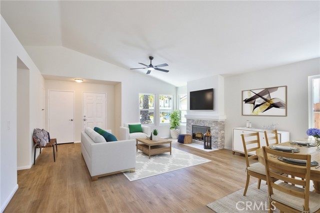 44605 Alighchi Way, Temecula CA: https://media.crmls.org/medias/412c045b-d29b-4b70-a071-7e88167d0952.jpg