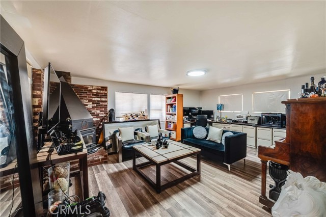 Detail Gallery Image 8 of 31 For 17782 W Kenwood, San Bernardino,  CA 92407 - 2 Beds | 1 Baths