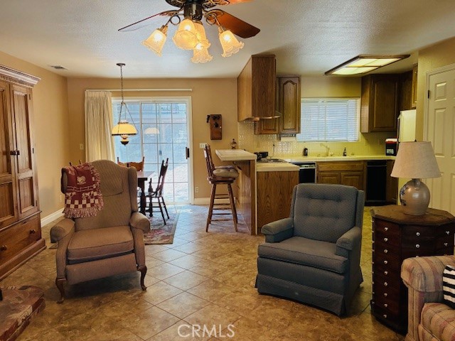 32079 Fern Dr, Running Springs, CA 92382