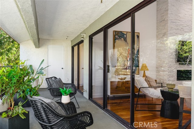 Detail Gallery Image 61 of 74 For 280 Cagney Ln #301,  Newport Beach,  CA 92663 - 2 Beds | 2 Baths