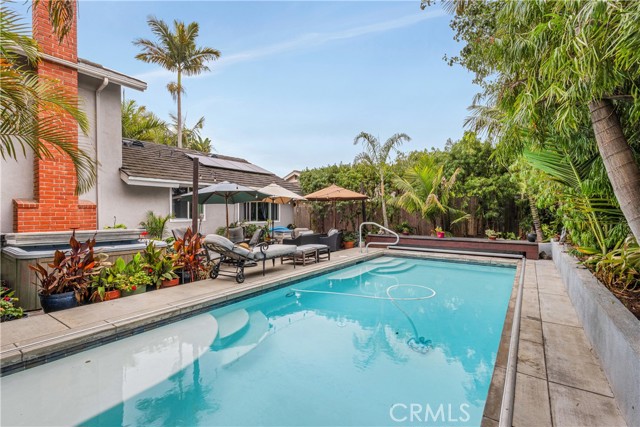 Detail Gallery Image 27 of 36 For 1956 Flamingo Dr, Costa Mesa,  CA 92626 - 4 Beds | 3 Baths