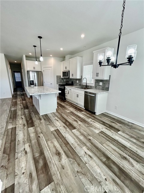 Detail Gallery Image 5 of 27 For 1536 S State St #28,  Hemet,  CA 92543 - 3 Beds | 2 Baths