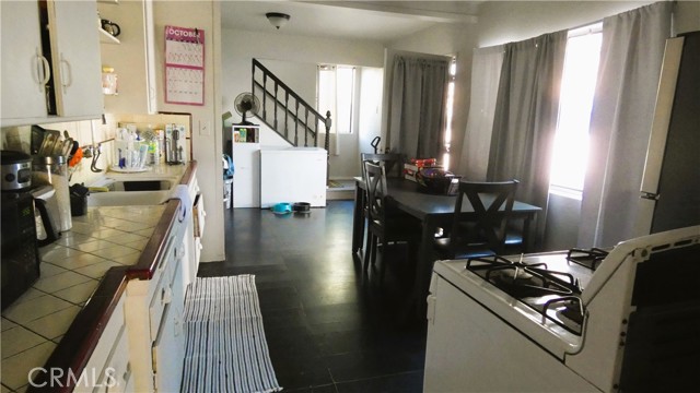 Detail Gallery Image 5 of 16 For 9603 Homebrook, Pico Rivera,  CA 90660 - 4 Beds | 2 Baths