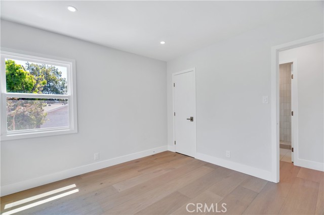 1022 Grant Street, Santa Monica CA: https://media.crmls.org/medias/412e777c-578b-49be-a507-6adf4d14620f.jpg