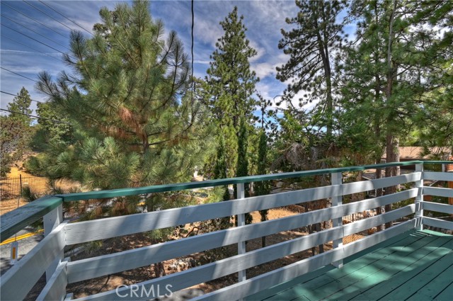 Detail Gallery Image 29 of 49 For 27026 Overlook Ln, Lake Arrowhead,  CA 92352 - 2 Beds | 1/1 Baths