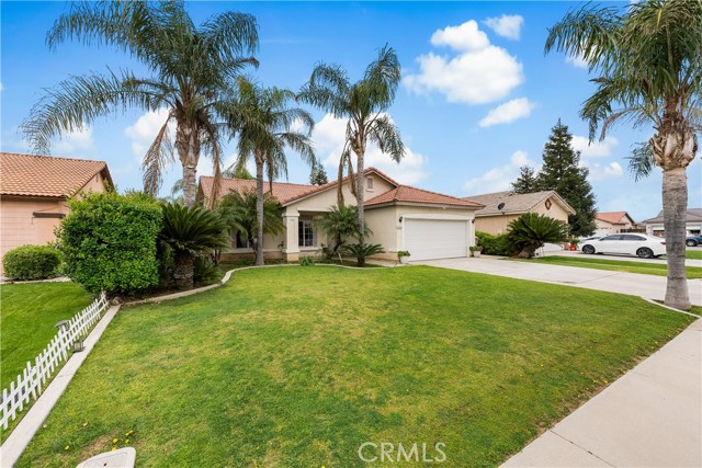 Detail Gallery Image 2 of 22 For 1213 E Bachelor, Bakersfield,  CA 93307 - 3 Beds | 2 Baths