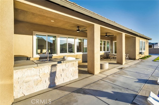 Detail Gallery Image 17 of 73 For 17066 Takipi Rd, Apple Valley,  CA 92307 - 3 Beds | 3 Baths