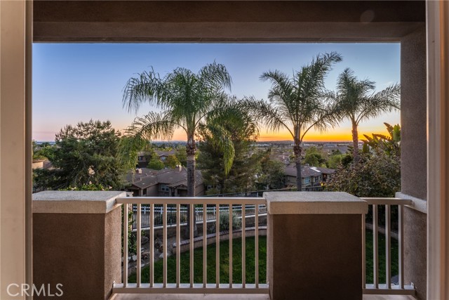 Detail Gallery Image 32 of 48 For 17290 Bramble Ct, Yorba Linda,  CA 92886 - 5 Beds | 4/1 Baths
