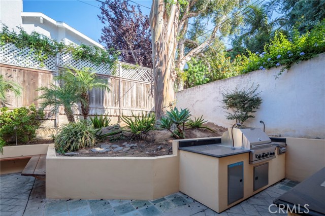 2408 Pine Avenue, Manhattan Beach, California 90266, 4 Bedrooms Bedrooms, ,3 BathroomsBathrooms,Residential,Sold,Pine,SB17163813