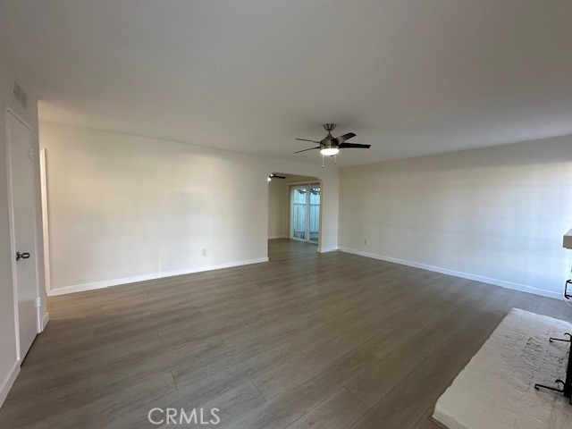 Detail Gallery Image 16 of 30 For 17061 Grove Cir a,  Huntington Beach,  CA 92647 - 3 Beds | 2 Baths