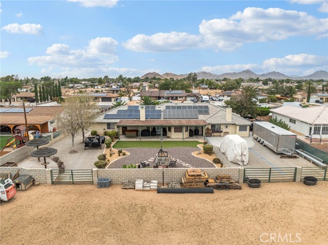 Detail Gallery Image 7 of 57 For 13991 Jicarilla Rd, Apple Valley,  CA 92307 - 4 Beds | 3 Baths