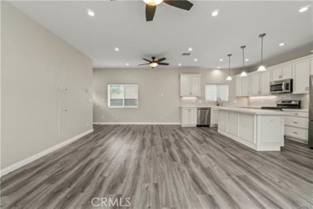 17165 Rinaldi Street, Granada Hills CA: https://media.crmls.org/medias/4131199a-e52a-40aa-86dc-e6f9551d3aff.jpg