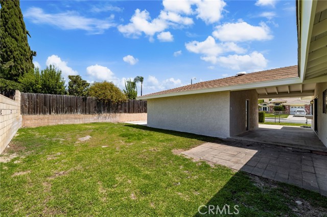 1644 Bradford Drive, Glendora CA: https://media.crmls.org/medias/4131bd9b-750d-43ed-b14a-c83aacba128e.jpg