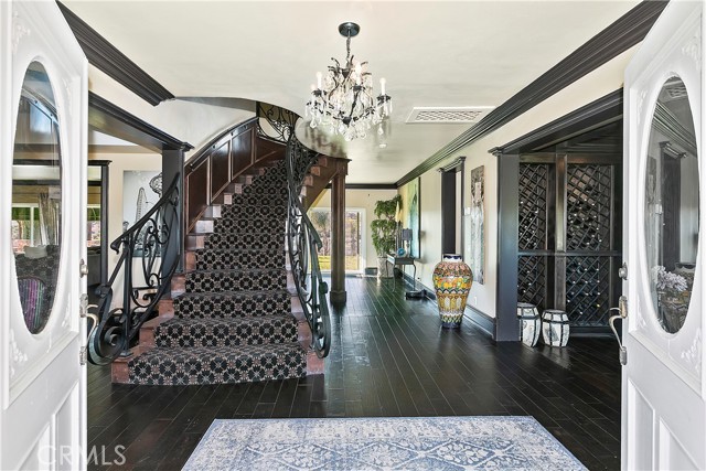 46366 Sandia Creek Drive, Temecula CA: https://media.crmls.org/medias/4131db6b-e01e-4a9a-b85f-6a71ce6ad9ff.jpg