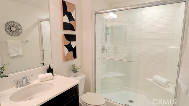 Detail Gallery Image 4 of 24 For 6341 Waterstone, Fontana,  CA 92336 - 4 Beds | 3 Baths