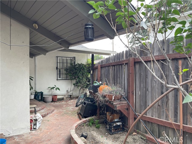 643 W Alegria Avenue, Sierra Madre CA: https://media.crmls.org/medias/413267d6-c03d-4d33-a5c0-b713918bc400.jpg