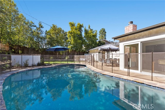 Detail Gallery Image 28 of 36 For 22736 Margarita Dr, Woodland Hills,  CA 91364 - 4 Beds | 2 Baths