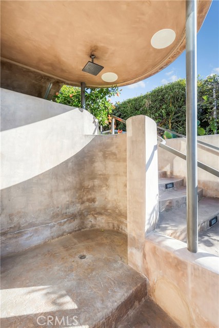 Detail Gallery Image 34 of 42 For 206 Grandview St, Laguna Beach,  CA 92651 - 3 Beds | 3 Baths