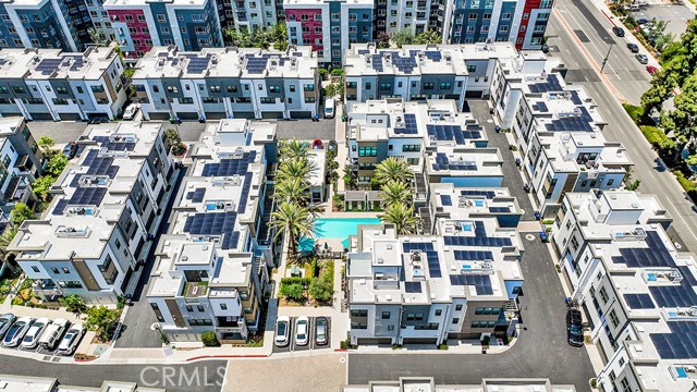 711 S Grable Circle, Orange CA: https://media.crmls.org/medias/41346b61-951c-4cb1-aea3-fe713237933c.jpg