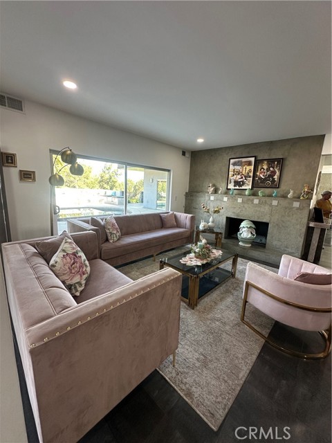 Detail Gallery Image 21 of 42 For 12600 Kenny, Granada Hills,  CA 91344 - 4 Beds | 5 Baths