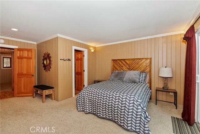 Detail Gallery Image 21 of 60 For 27276 Grizzly Ln, Lake Arrowhead,  CA 92352 - 4 Beds | 2 Baths