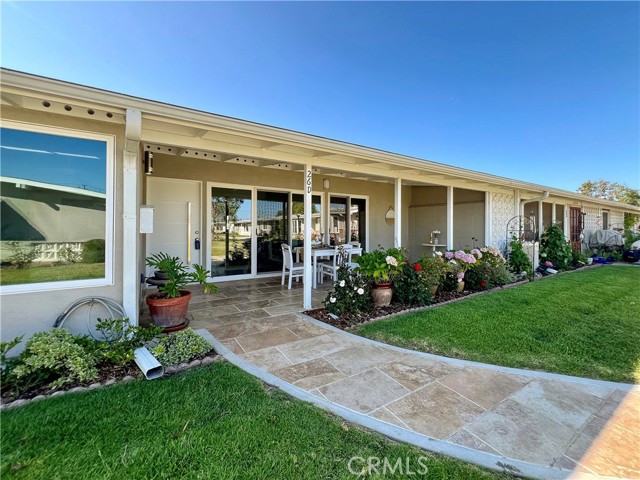 1533 Merion Way, M2-26D, Seal Beach CA: https://media.crmls.org/medias/4134f9f9-a520-46f9-bf45-65004ed56bb1.jpg