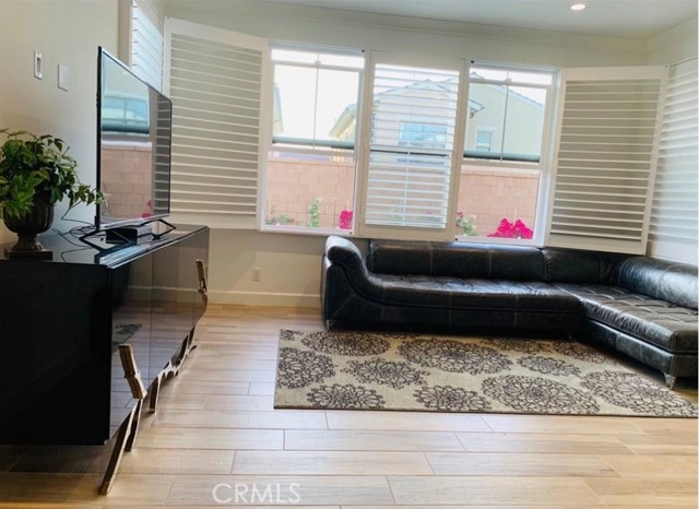 111 Omar, Irvine CA: https://media.crmls.org/medias/41350ec1-0fb5-448e-b6b1-e621f3512761.jpg