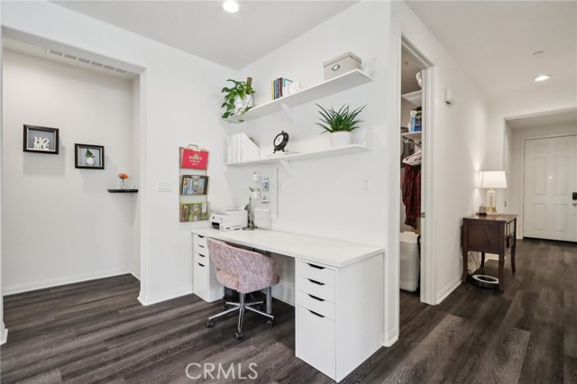 Detail Gallery Image 4 of 34 For 4700 E Washington Ave, Orange,  CA 92869 - 3 Beds | 2 Baths