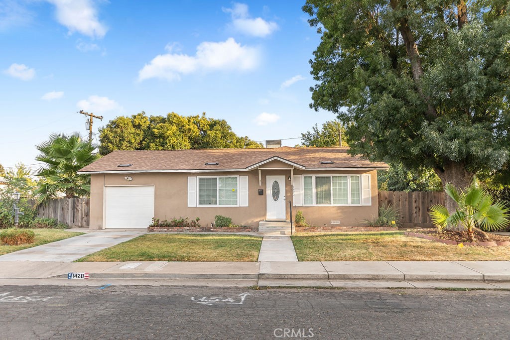 1420 W 25th Street