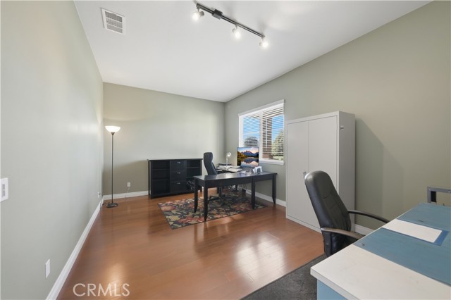 Detail Gallery Image 36 of 43 For 41732 Mesquite Ln, Murrieta,  CA 92562 - 4 Beds | 2/1 Baths